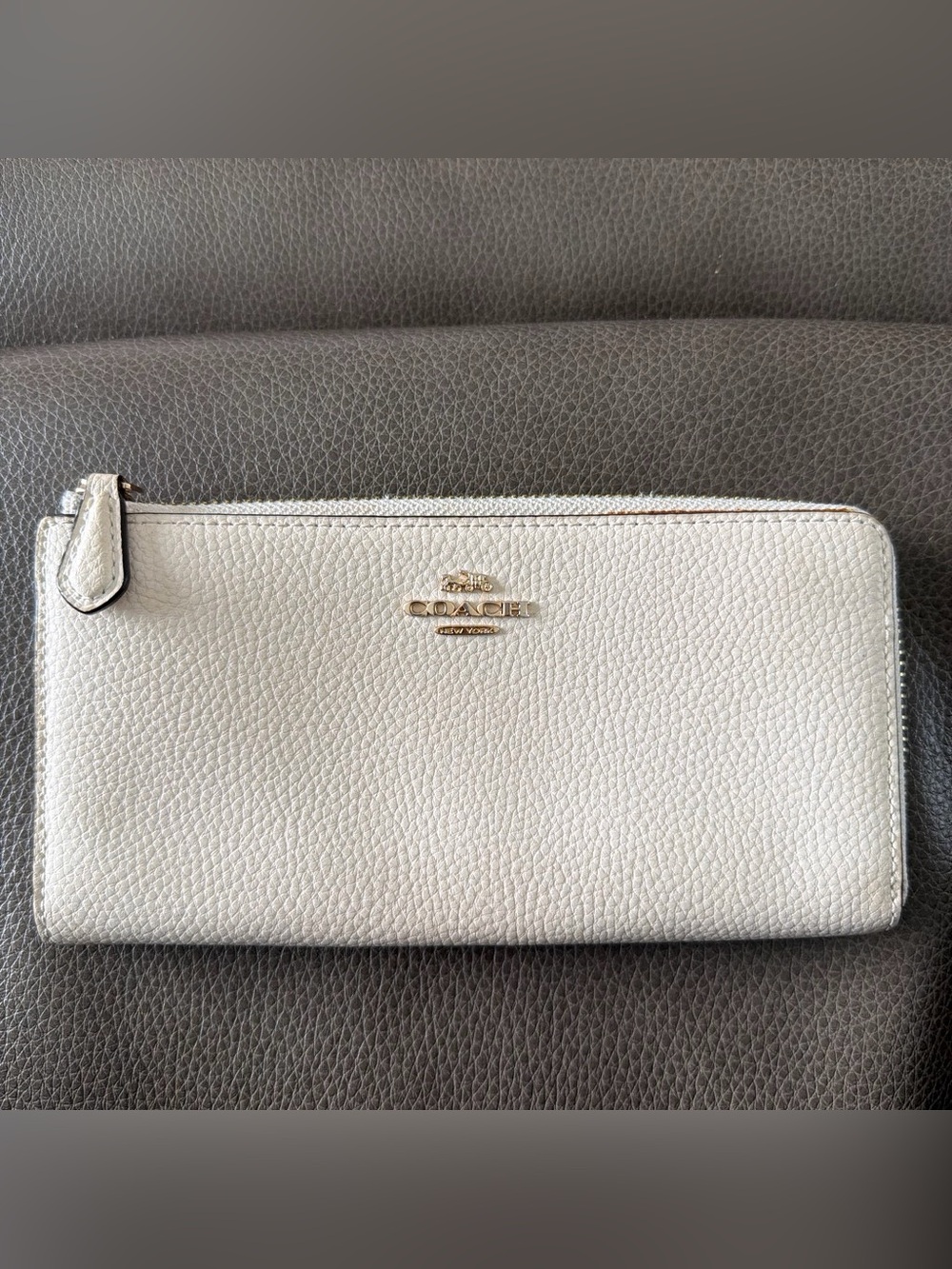 Coach White Pebbled Leather Wristlet with Gold Hardware